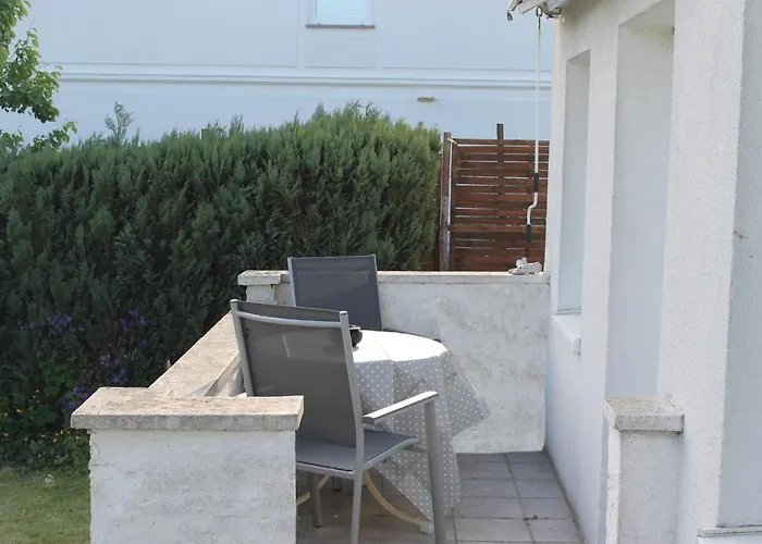 Appartement In Bodden & Ostsee Naehe